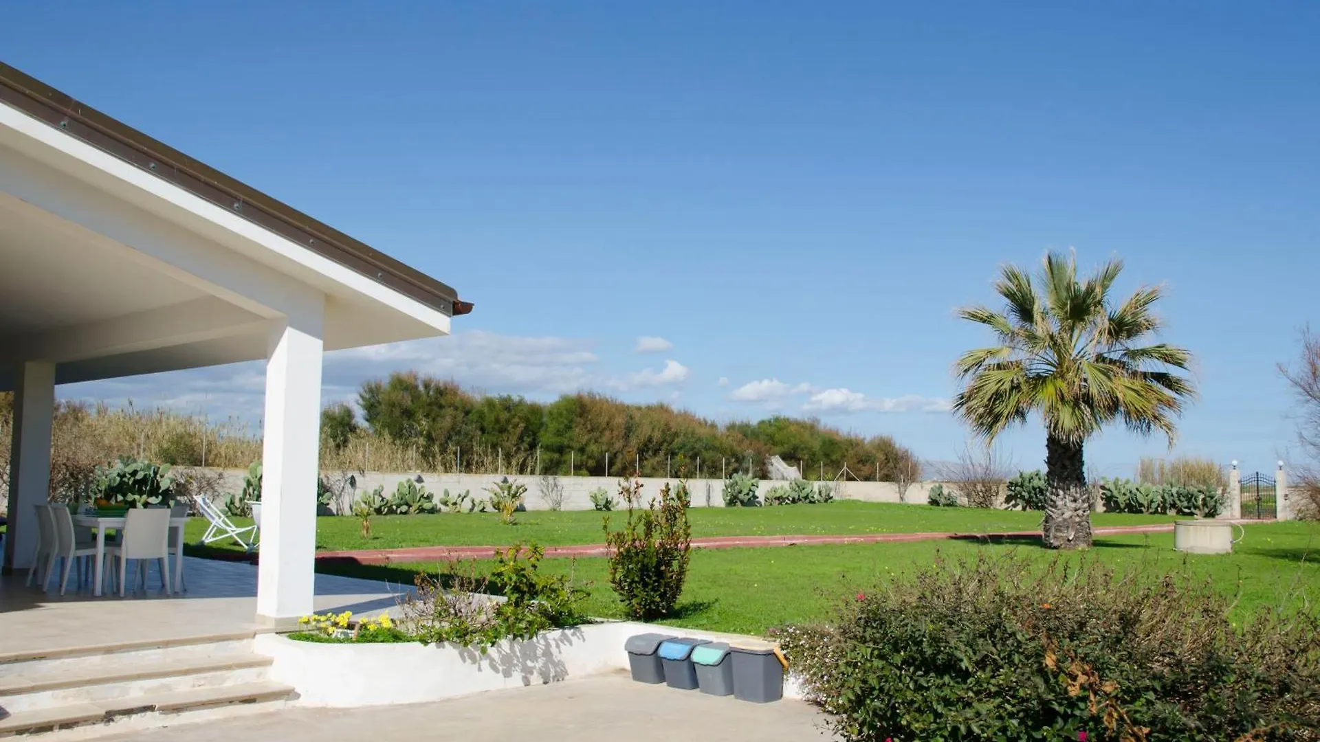 Villa Soleado, Marzamemi - Sea Front Villa Reitani